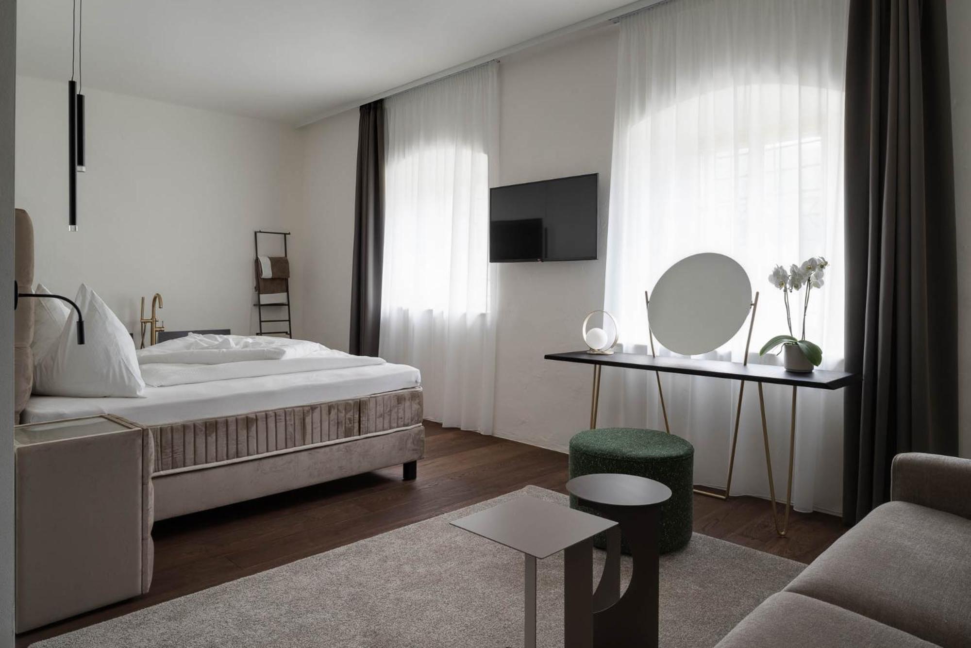 Ansitz Battisti Suites (Adults Only) Кальдаро Номер фото