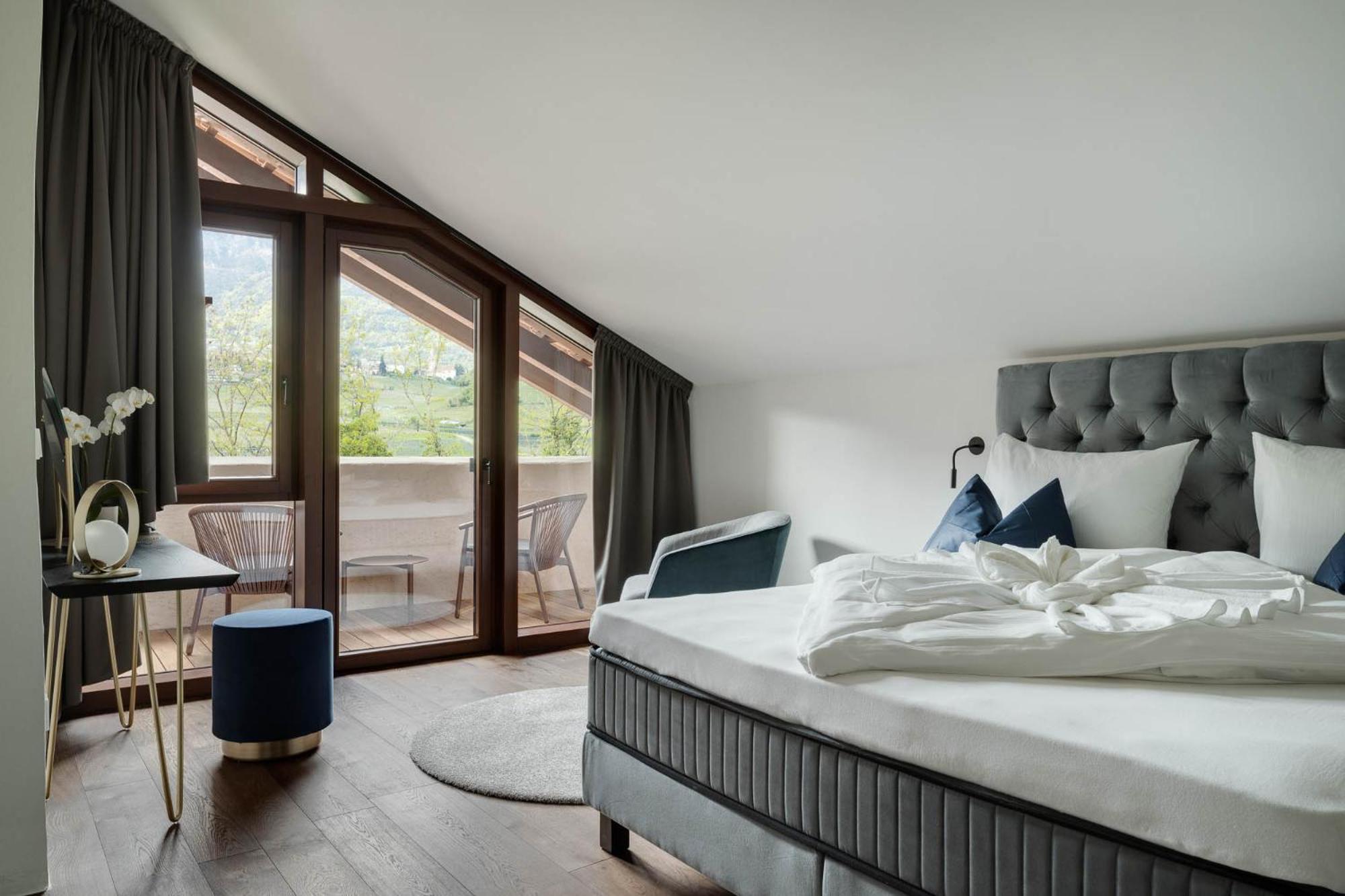 Ansitz Battisti Suites (Adults Only) Кальдаро Номер фото